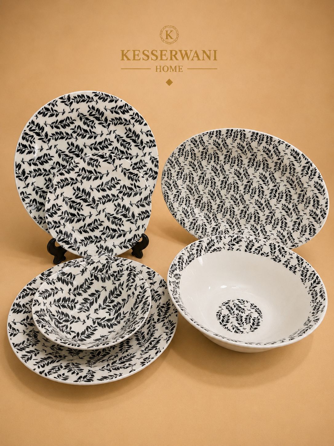 Noir 26-Piece Dinner Set