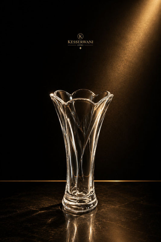 Elegant Glass Flower Vase – 23cm