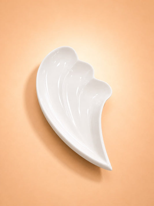37cm Shell-Shaped Serving Plate